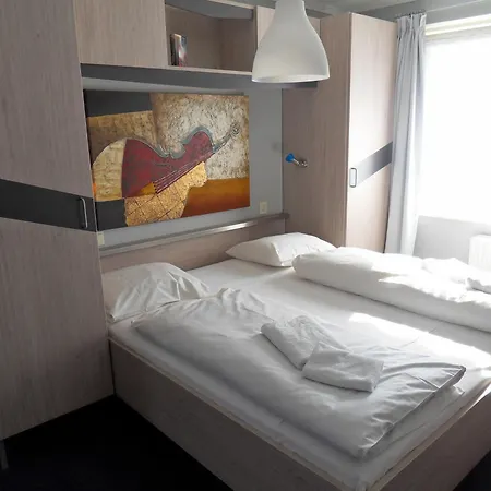 Montagna Delmondo Hotell Valkenburg aan de Geul