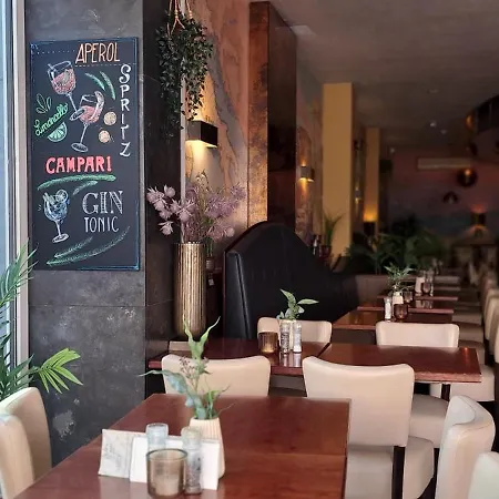 酒店 蒙塔格纳戴尔蒙多酒店 3*