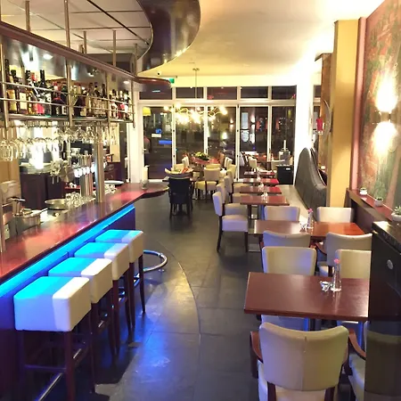 蒙塔格纳戴尔蒙多酒店 法肯堡