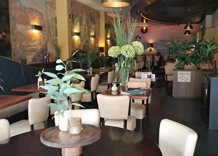 Montagna Delmondo Hotell