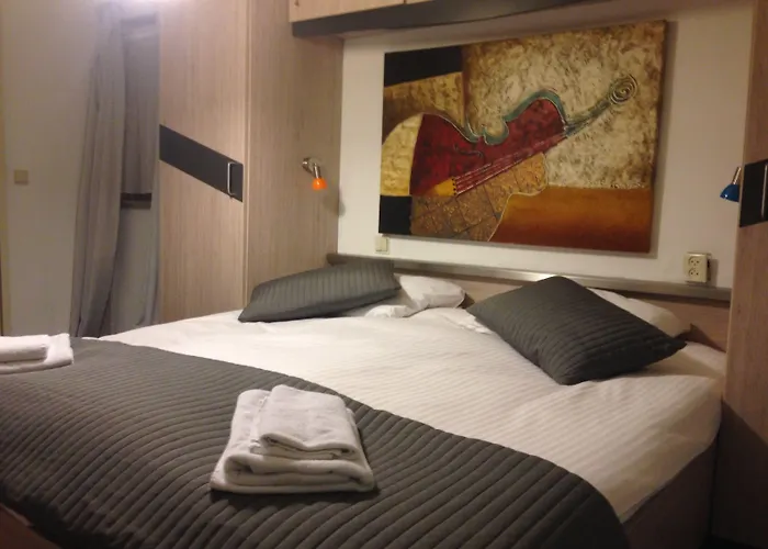 Hotel Montagna Delmondo Valkenburg (South Holland)